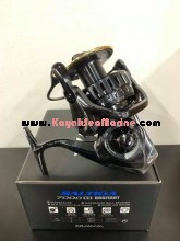 DAIWA SALTIGA DOGFIGHT 7000 Spinning Reel